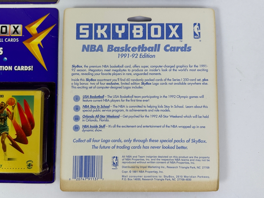 Vintage 1991 Skybox NBA Basketball Factory Stealed Bister Packs Showing Cards Of Michael Jordan, Earvin Magic Johnson, Robert Parish & David Robinson [Photo 7]