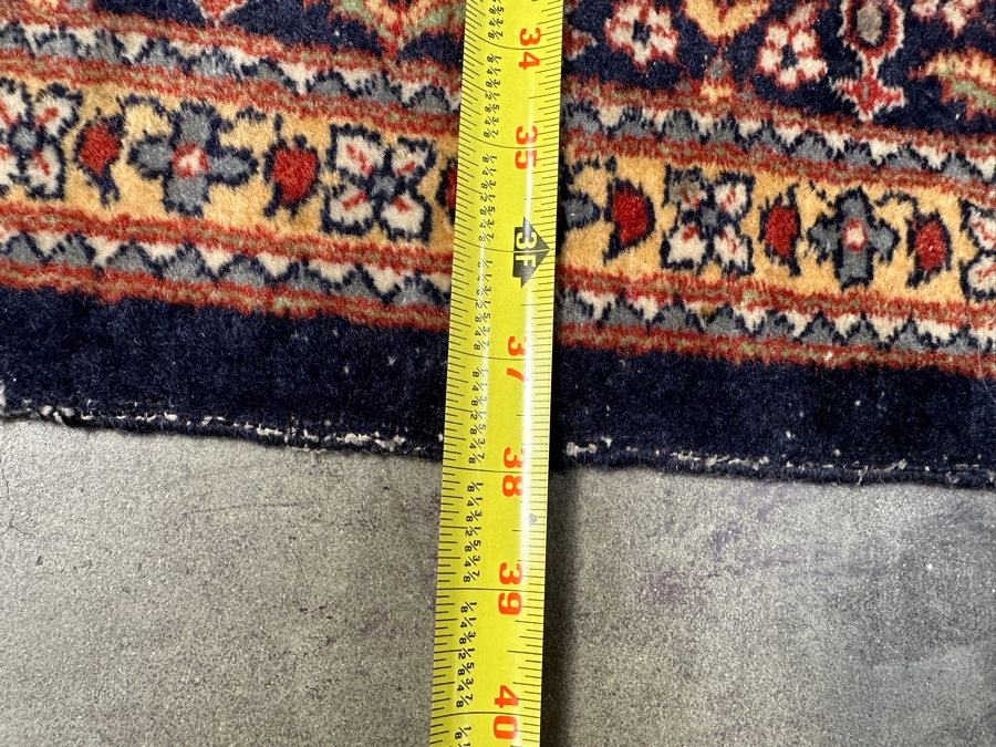 Hand Knotted Wool Area Rug From Pakistan 38' X 65' [Photo 6]