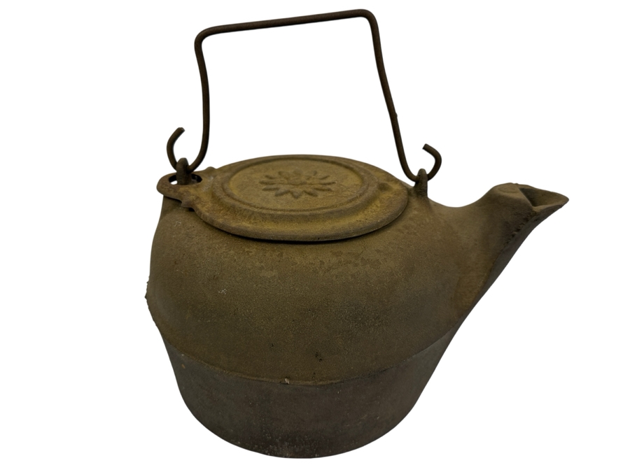 Antique Cast Iron Teapot Kettle 11'W