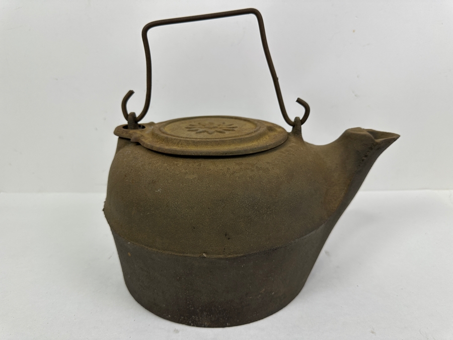 Antique Cast Iron Teapot Kettle 11'W [Photo 3]