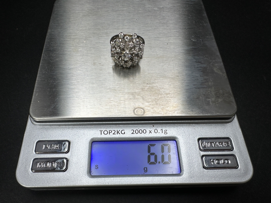 14k Gold Diamond Ring Set With (1) 4.2mm Round Brilliant Diamond & (24) 1.5mm Single Cut Diamonds Size 6.5 6.0g Est. 1.0cttw Retails $3,000 [Photo 15]