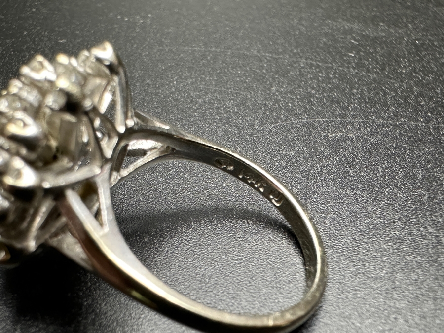 14k Gold Diamond Ring Set With (1) 4.2mm Round Brilliant Diamond & (24) 1.5mm Single Cut Diamonds Size 6.5 6.0g Est. 1.0cttw Retails $3,000 [Photo 13]