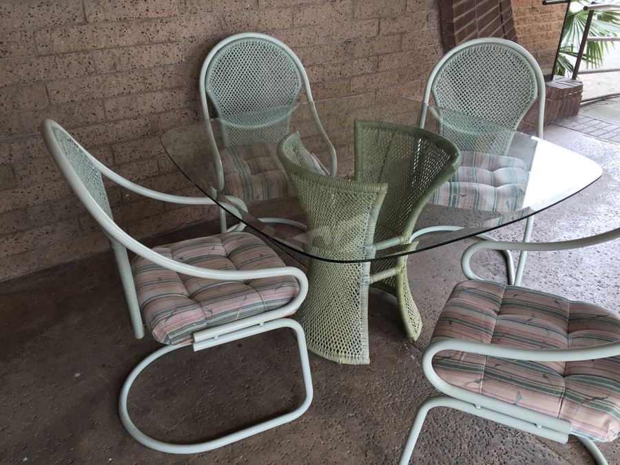 Glass Top Table with Four Bent Metal Chairs [Photo 3]