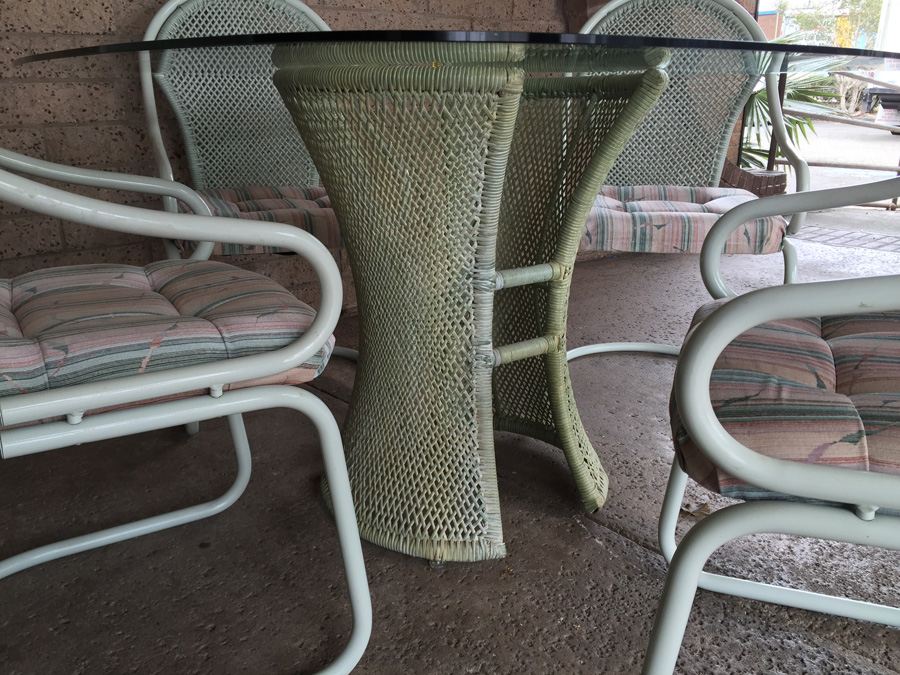 Glass Top Table with Four Bent Metal Chairs [Photo 11]
