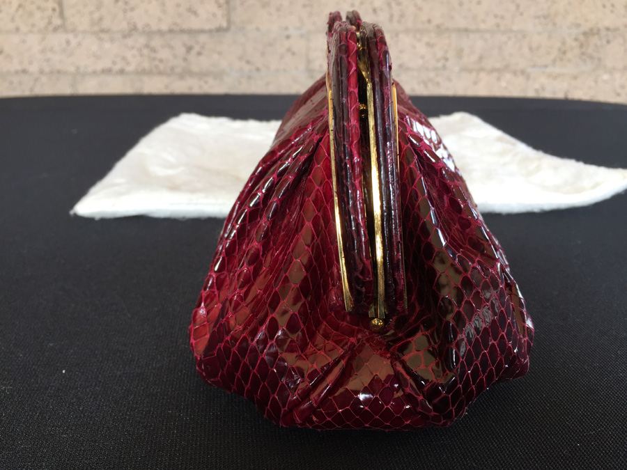 Susan Gail Genuine Snake Handbag [Photo 7]