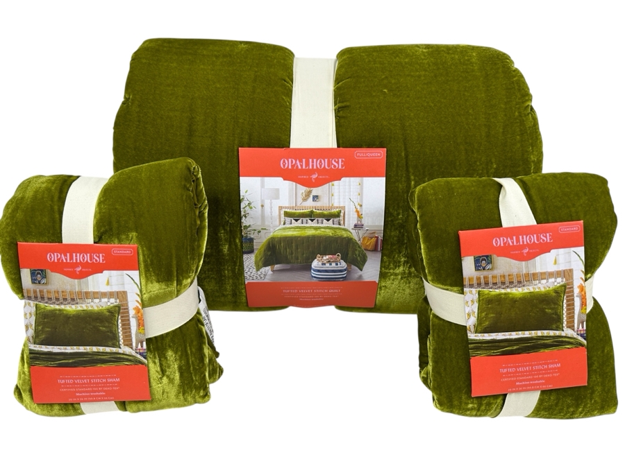 Just Added - New Opal House Tufted Velvet Stitch Quilt Full/Queen With Two Matching Standard Shams