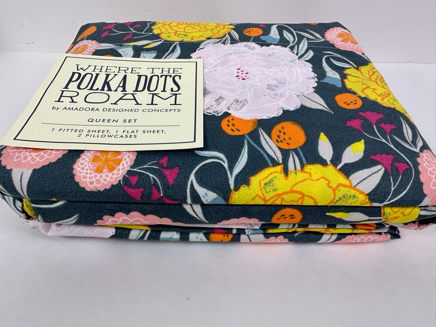 Just Added - New Amadora Designed Concepts Where The Polka Dots Roam Queen Bedding Set With Fitted Sheet, Flat Sheet & 2 Pillowcases [Photo 3]