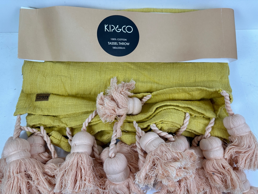 Just Added - New Kip & Co 100% Cotton Tassel Throw Designed In Melbourne / Made In India 180cm x 230cm Retails $175 [Photo 2]