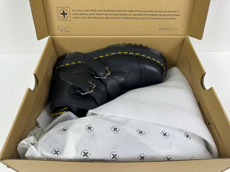 Just Added - New Dr. Martens Boots Devon Flower Ankle Boot Size 41- US Men's 8 /US Women's 10 [Photo 6]