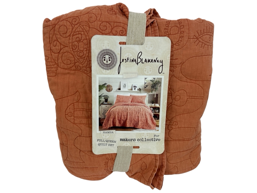 Just Added - New Justina Blakeney For Makers Collective Hamsa Queen Quilt Set With Full/Quilt & 2 Shams [Photo 1]