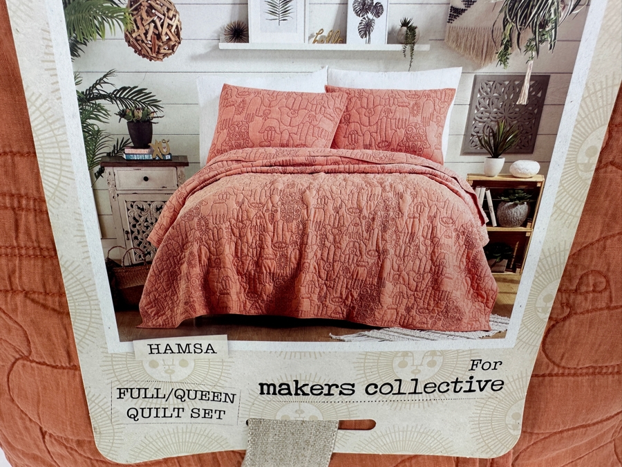 Just Added - New Justina Blakeney For Makers Collective Hamsa Queen Quilt Set With Full/Quilt & 2 Shams [Photo 3]
