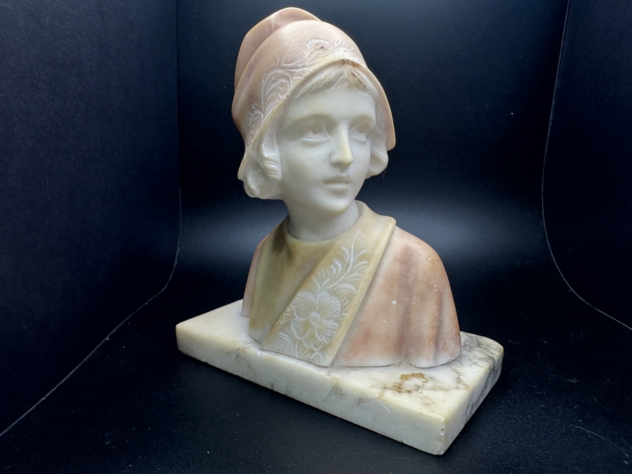 Vintage Alabaster Bust of Woman Made in Italy 6' x 6.5' [Photo 2]