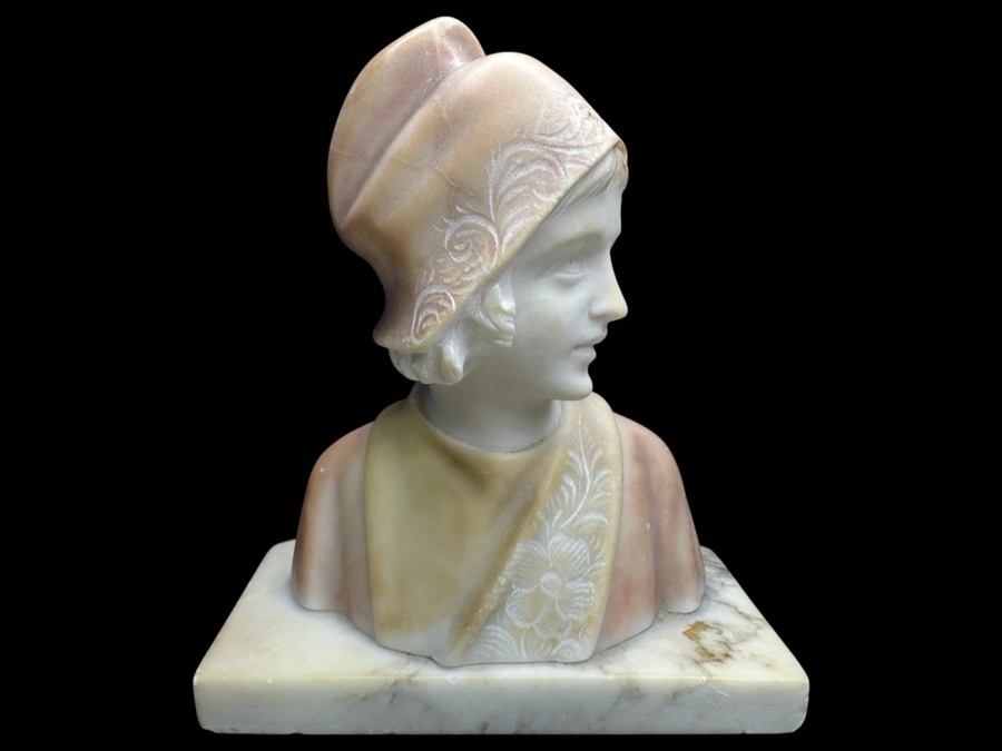 Vintage Alabaster Bust of Woman Made in Italy 6' x 6.5' [Photo 1]