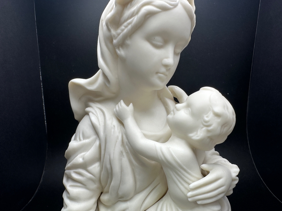 Madonna And Child Figurine 8'H [Photo 3]