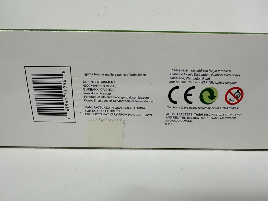 DC Collectibles Green Arrow Action Figure Two-Pack & Green Arrow Versus Deathstroke Action Figure 2-Pack [Photo 6]