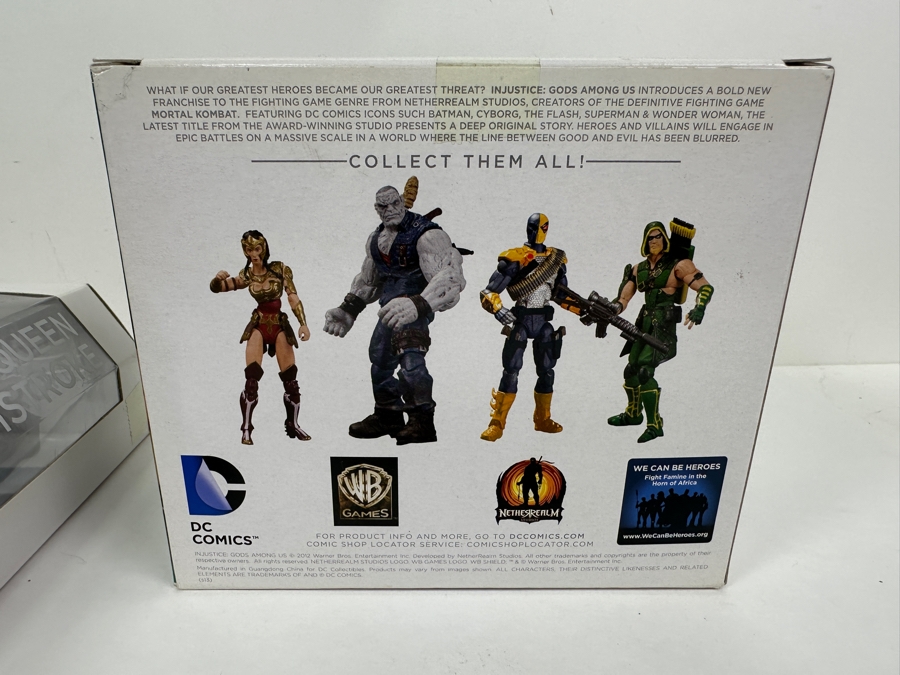 DC Collectibles Green Arrow Action Figure Two-Pack & Green Arrow Versus Deathstroke Action Figure 2-Pack [Photo 11]