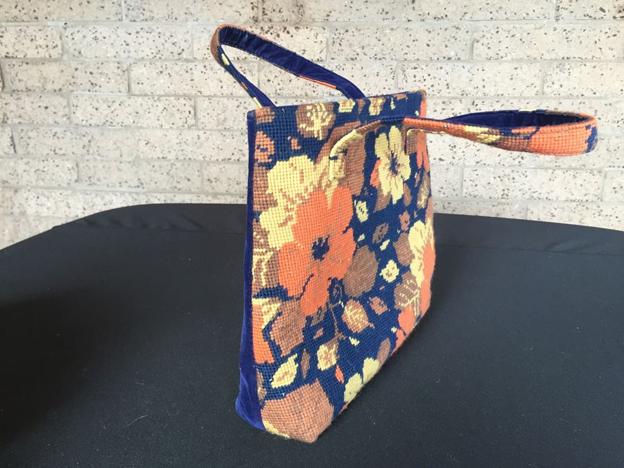 Vintage Needlepoint Purse [Photo 6]