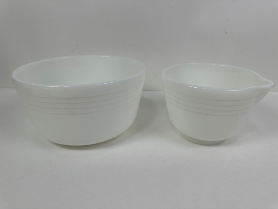 Just Added - Vintage Hamilton Beach Bowls Made in USA 8.5' and 6.5' [Photo 2]