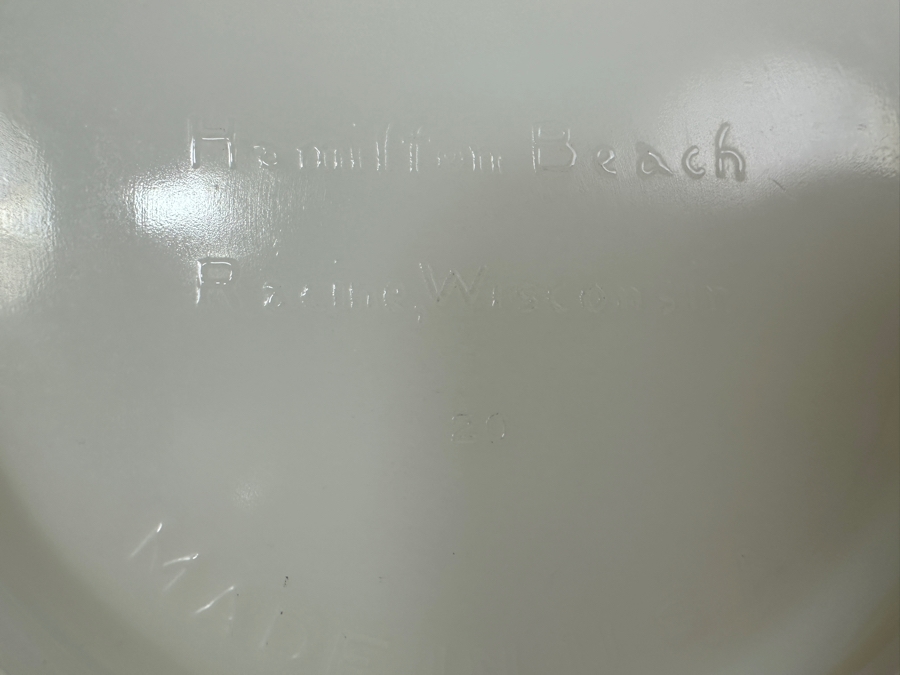 Just Added - Vintage Hamilton Beach Bowls Made in USA 8.5' and 6.5' [Photo 5]