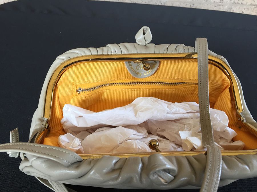 Etra Leather Handbag [Photo 6]