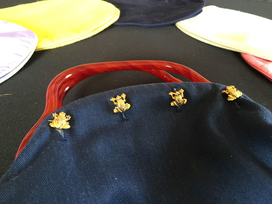 Vintage Handbag with Multiple Button On Designs - Frog Buttons [Photo 12]