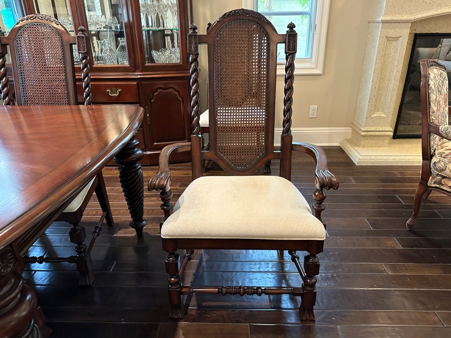 Lexington Home Dining Table And (8) Chairs 74L x 48W x 30H Plus (2) 20' Leaves [Photo 11]