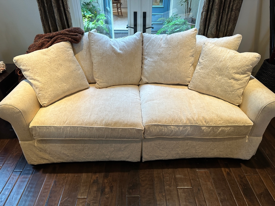 Macy's Modern Concepts Upholstered Sofa 84'W x 44'D x 34'H [Photo 1]