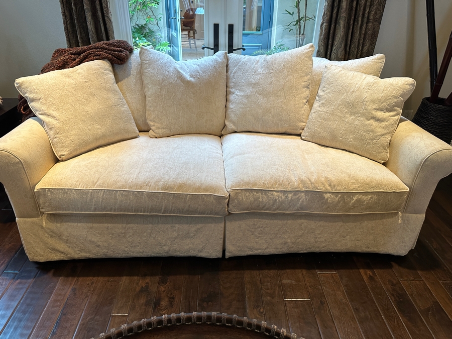 Macy's Modern Concepts Upholstered Sofa 84'W x 44'D x 34'H [Photo 2]