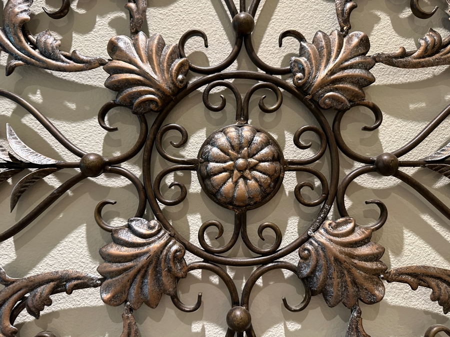 Pair of Metal Quatrefoil Wall Decor 39'W x 44'H [Photo 4]