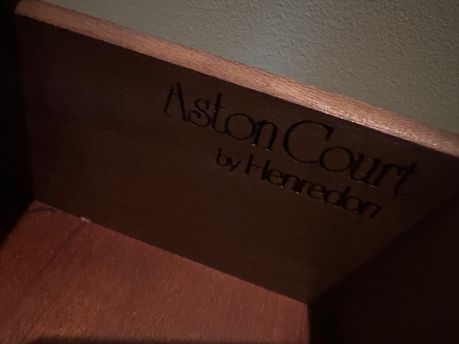 Pair of Aston Court by Henredon Wooden Nightstands 28'W x 18.5'D x 24'H [Photo 9]