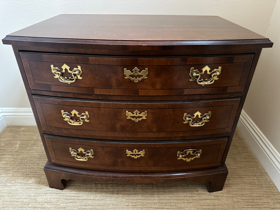 Pair of Aston Court by Henredon Wooden Nightstands 28'W x 18.5'D x 24'H