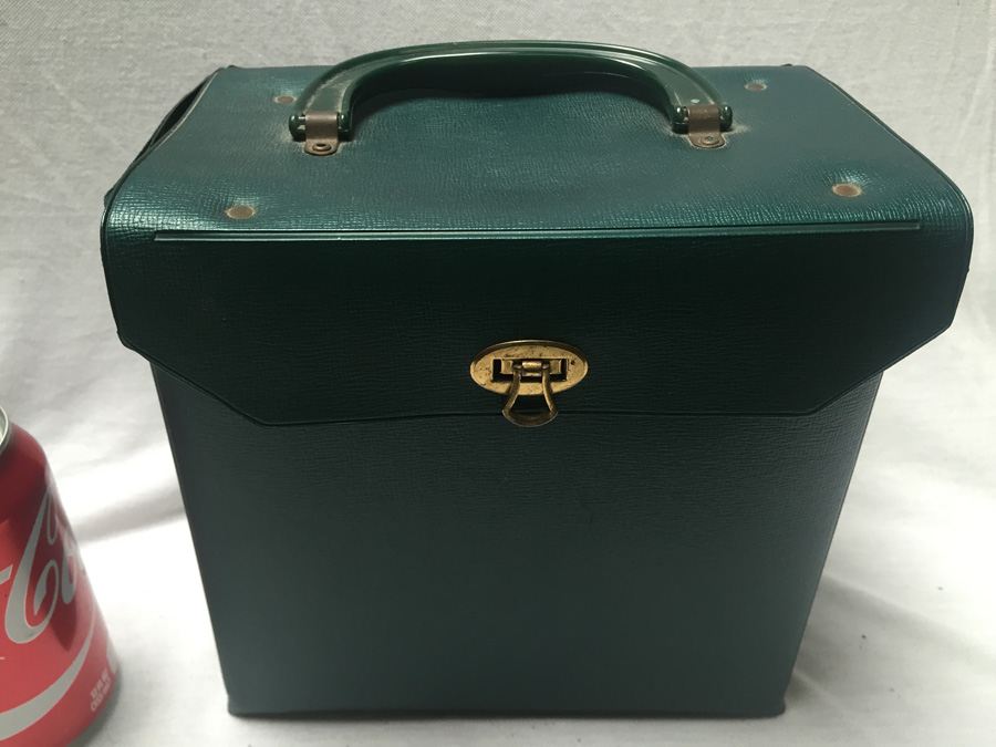 Green 45 Vinyl Record Carrying Tote with 45's [Photo 4]