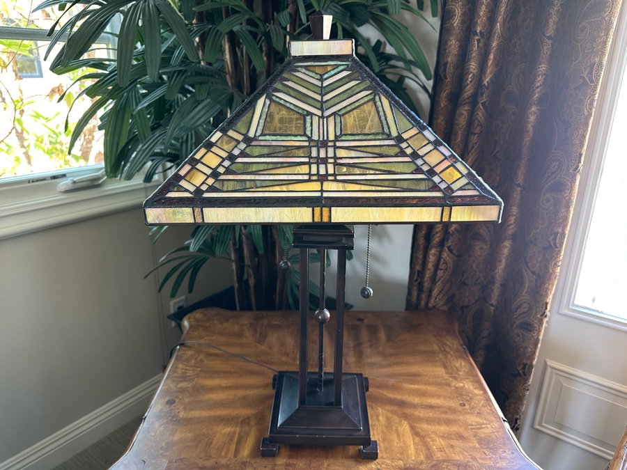 Dale Tiffany Aurora Mission Table Lamp with Bronze and Stained Glass Shade 26'H [Photo 2]
