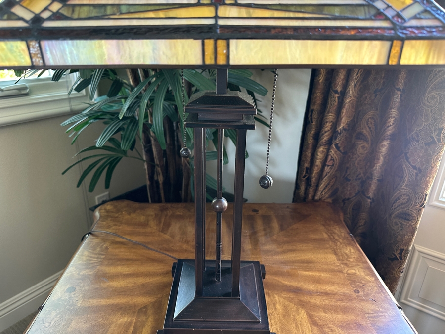 Dale Tiffany Aurora Mission Table Lamp with Bronze and Stained Glass Shade 26'H [Photo 5]