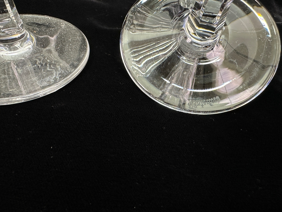 Set of (12) Waterford Clara Champagne Flutes 8.25'H [Photo 4]