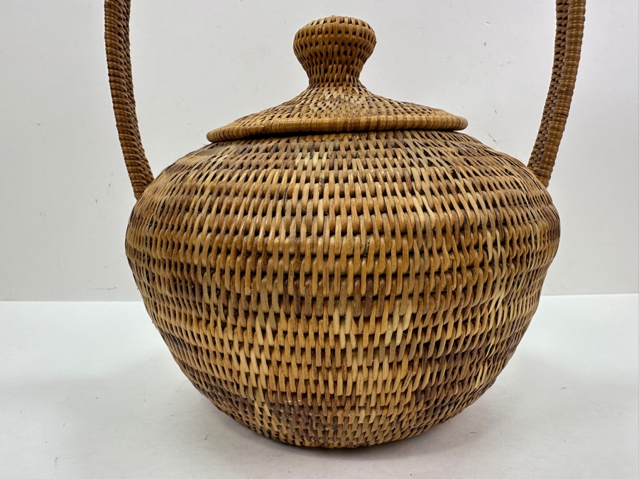 Finely Woven Handled Jar Basket With Lid 9W X 14H [Photo 2]