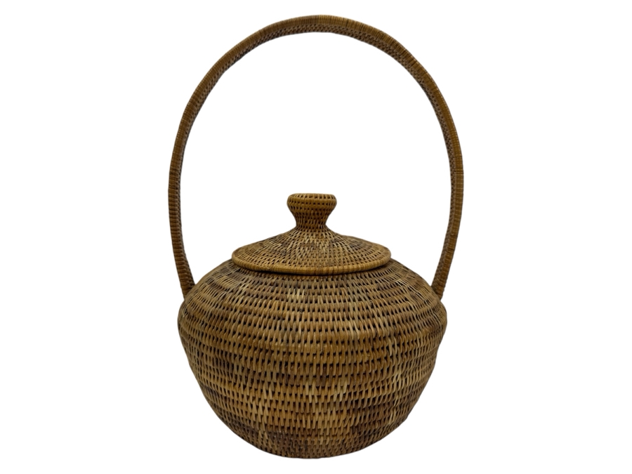 Finely Woven Handled Jar Basket With Lid 9W X 14H [Photo 1]