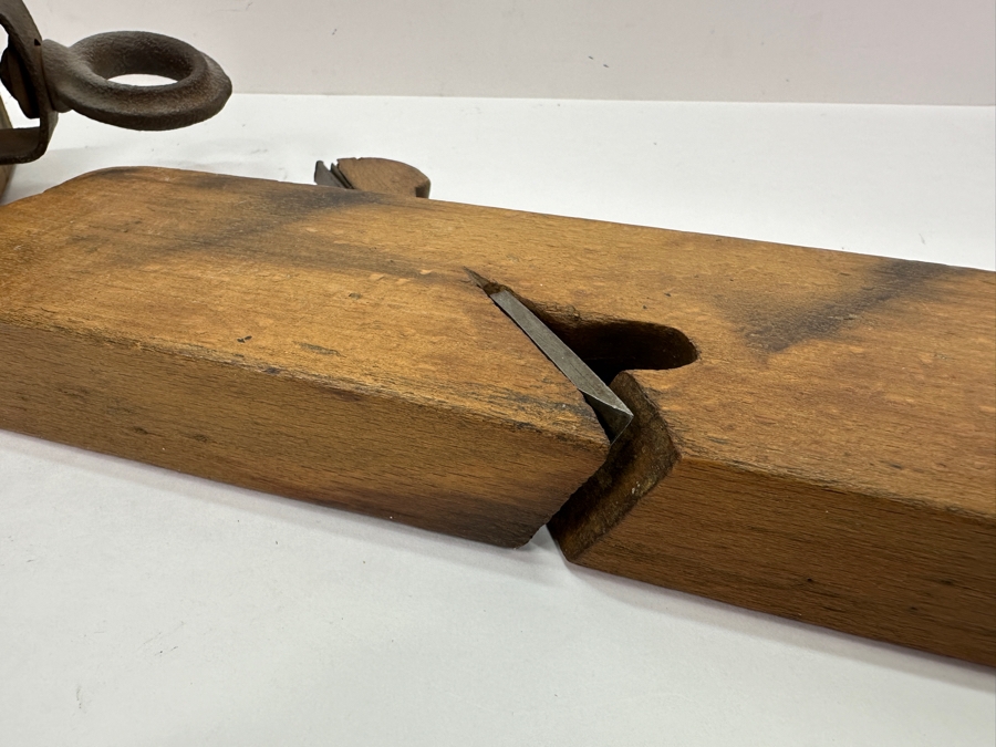 Old Wooden Plane 10.5'W & Pulley [Photo 6]