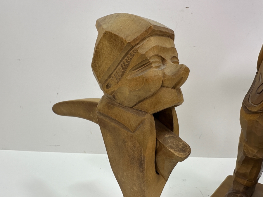 Pair Of German Hand Carved Wooden Nutcrackers Die Drechselstube 10'H & 13'H [Photo 3]