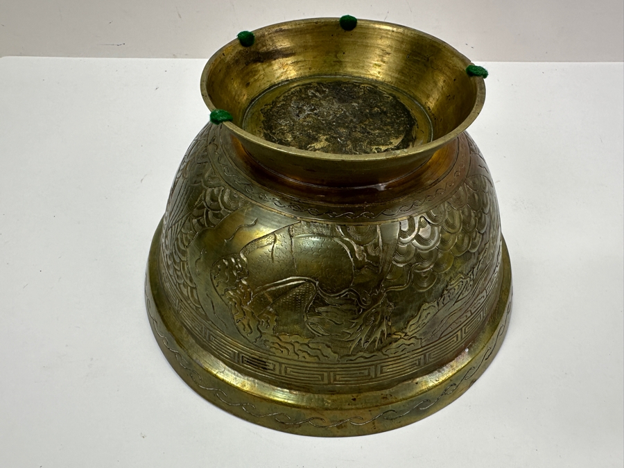 Vintage Chinese Footed Brass Jardiniere Bowl With Dragon Design 10.25'W X 5.5'H [Photo 8]
