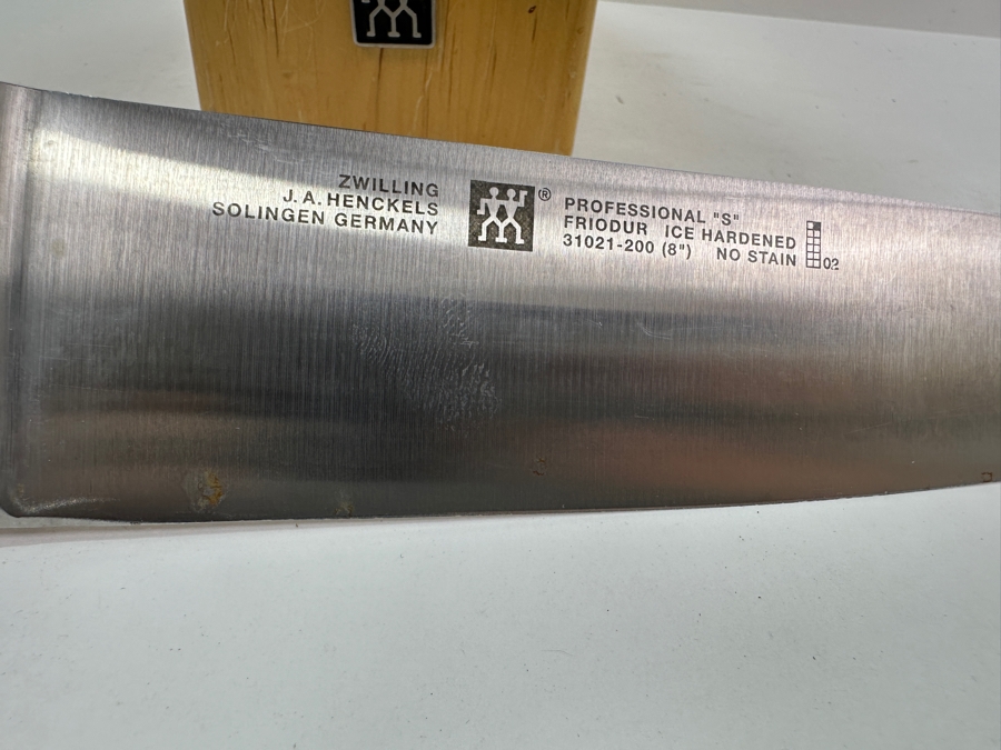 J.A. Henckels Professional Knife Block Set (Missing One Knife) [Photo 5]