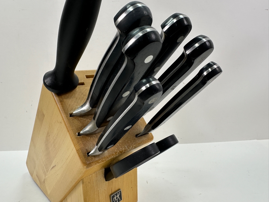 J.A. Henckels Professional Knife Block Set (Missing One Knife) [Photo 3]