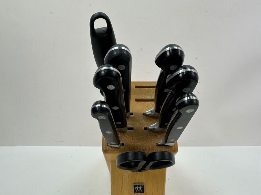 J.A. Henckels Professional Knife Block Set (Missing One Knife) [Photo 4]
