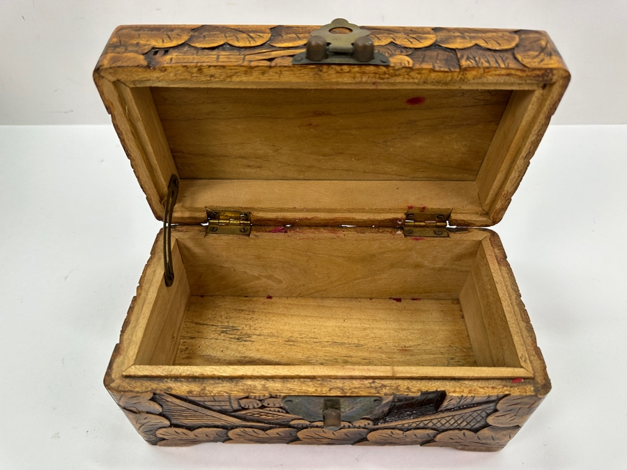Vintage Hand Carved Chinese Box 8'W X 4'D X 4.25'H [Photo 8]