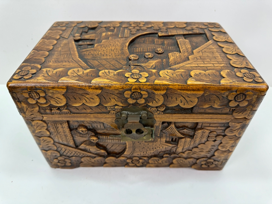 Vintage Hand Carved Chinese Box 12'W X 7.5'D X 7.5'H [Photo 2]