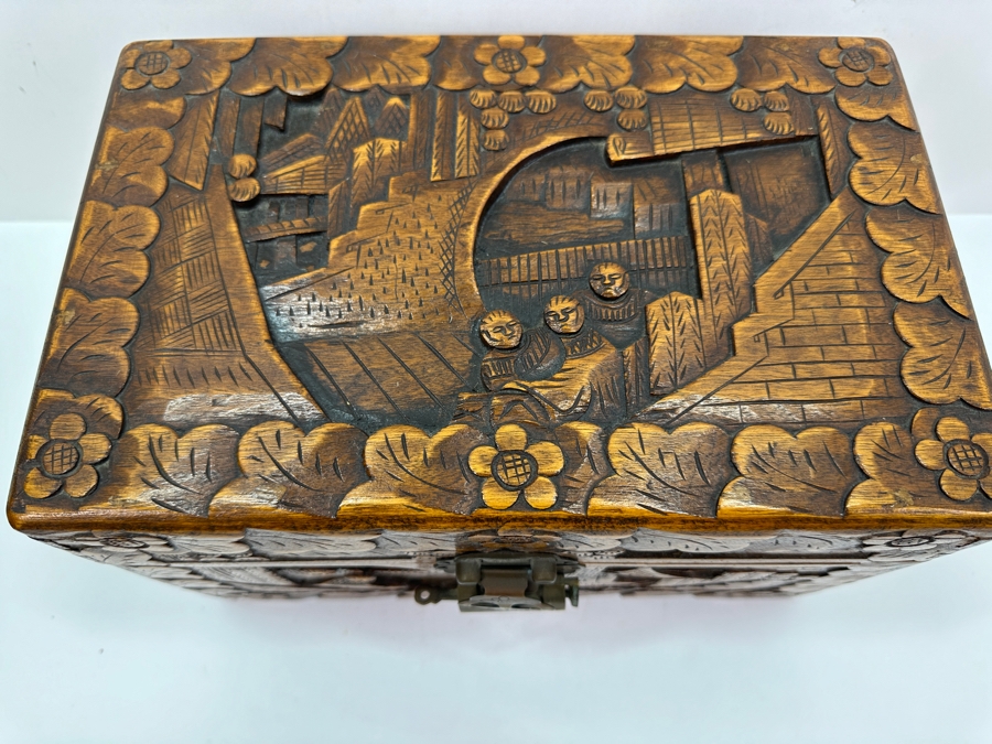 Vintage Hand Carved Chinese Box 12'W X 7.5'D X 7.5'H [Photo 6]