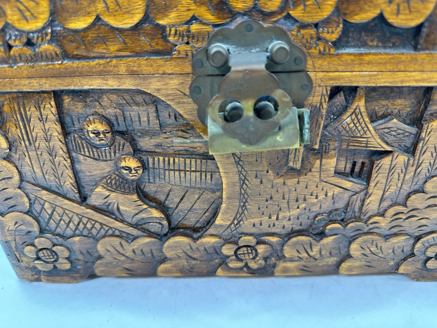 Vintage Hand Carved Chinese Box 12'W X 7.5'D X 7.5'H [Photo 5]