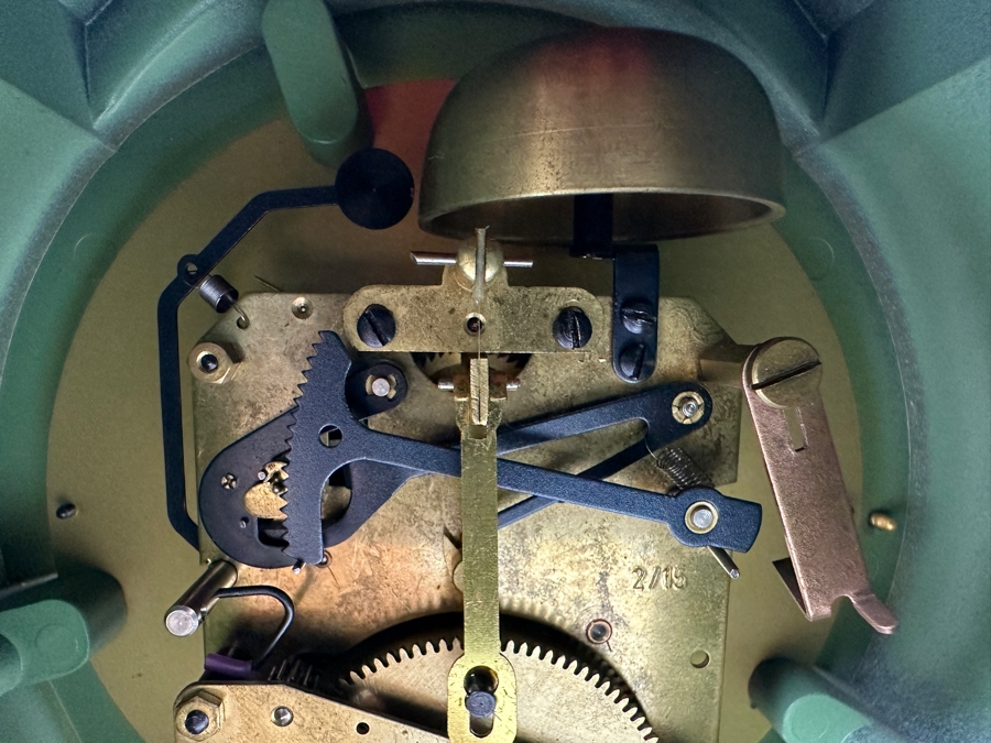 Vintage Hand Painted Du Chateau SSS Fabrik Marke Mantle Clock With Key Working 6.5'W x 3.25'D X 12'H [Photo 14]