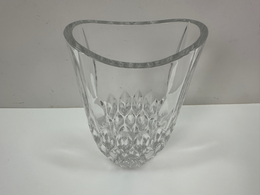 Vintage Gorham Althea Pattern Crystal Vase 9' H [Photo 4]