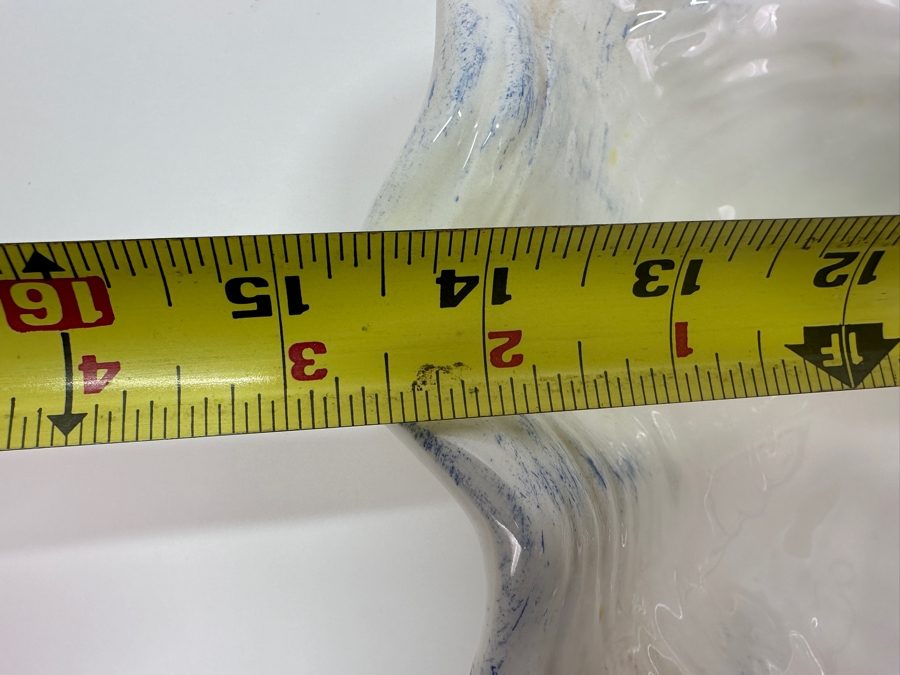 White Ceramic Seashell Divided Serving Dish By Intrada Made In Italy 14.5' W [Photo 6]